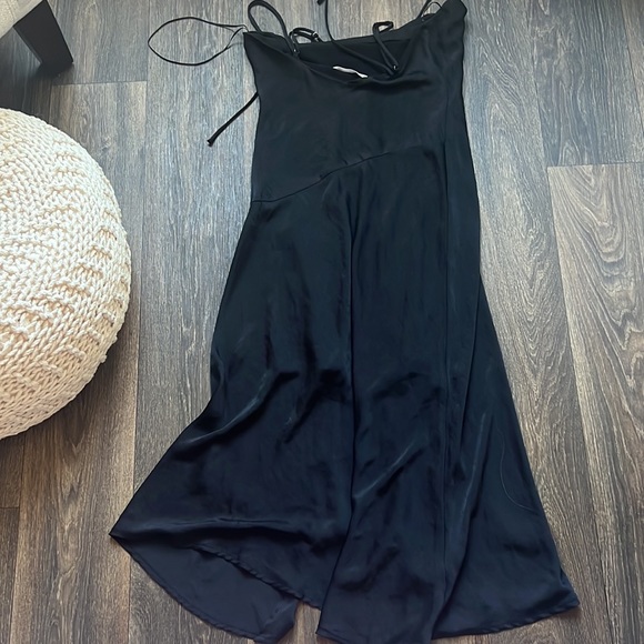 ASTR THE LABEL Cowl Slip Midi Dress - Picture 7 of 7